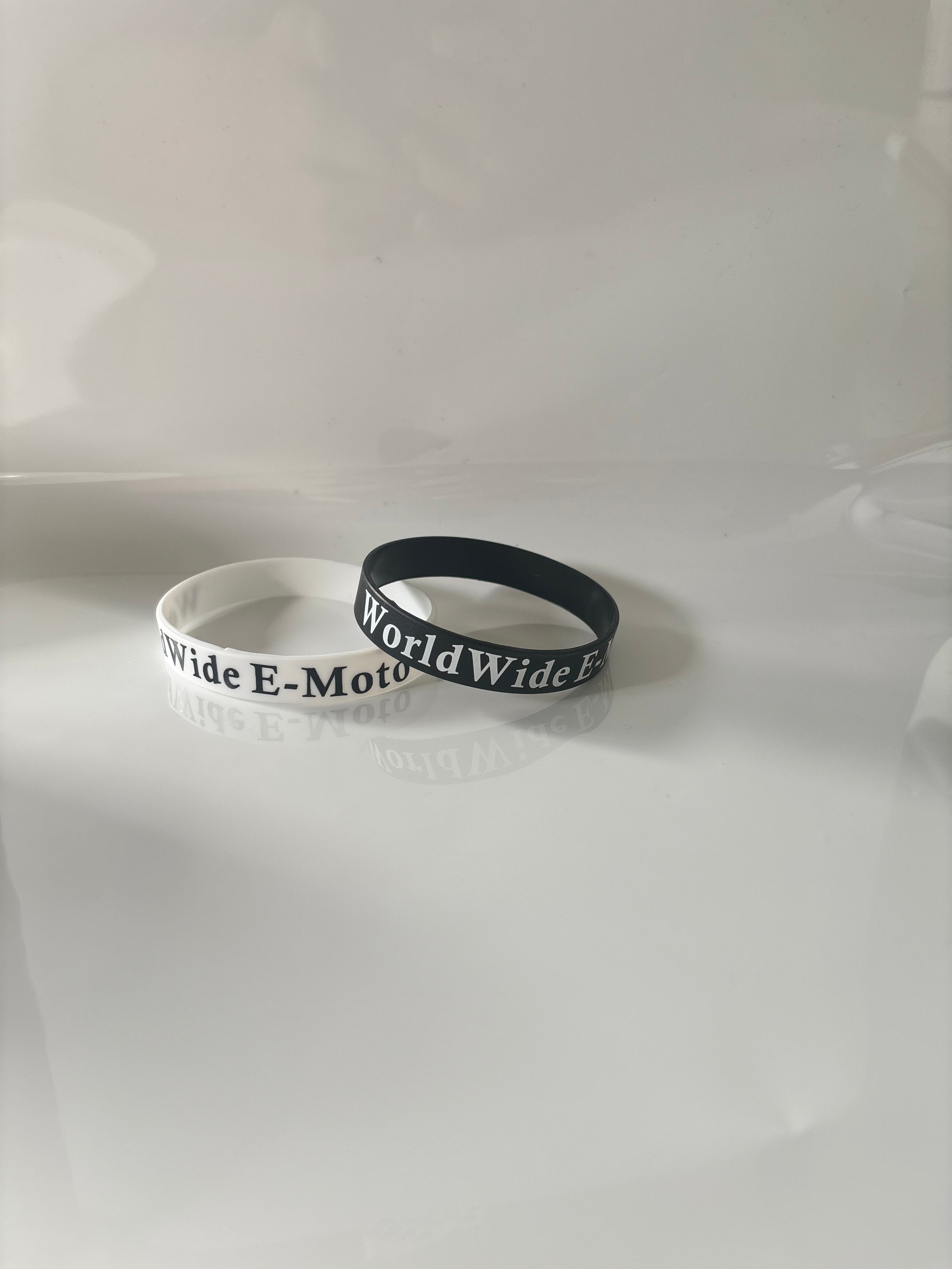WorldWide E-Moto bracelet